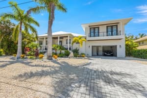 505 69TH STREET, HOLMES BEACH, FL 34217 Sold 08/06/25