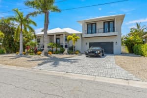 505 69TH STREET, HOLMES BEACH, FL 34217 Sold 08/06/25