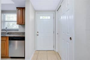 972 LA COSTA CIRCLE, SARASOTA, FL 34237 Sold 03/18/25