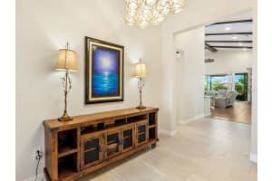 8253 GRANDE SHORES DRIVE, SARASOTA, FL 34240 Sold 03/03/25