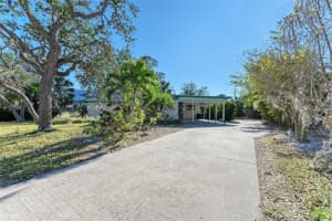 1220 DE NARVAEZ AVENUE, BRADENTON, FL 34209 Sold 02/28/25