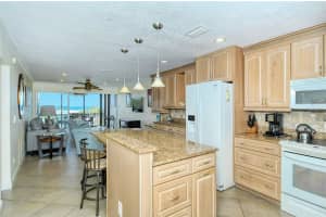 797 BEACH ROAD, SARASOTA, FL 34242 Sold 03/03/25