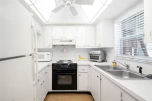 202 47TH AVENUE DRIVE, BRADENTON, FL 34207 - MLS#MFRA4635277
