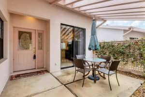 5432 HAMPSTEAD HEATH #26, SARASOTA, FL 34235 Sold 04/23/25