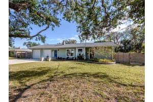 4819 GREENLEAF ROAD, SARASOTA, FL 34233 Sold 03/31/25