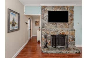 4819 GREENLEAF ROAD, SARASOTA, FL 34233 Sold 03/31/25