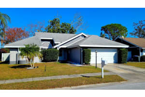 3727 75TH DRIVE, SARASOTA, FL 34243 Sold 02/12/25