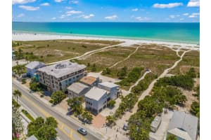 600/602 BEACH ROAD, SARASOTA, FL 34242 Sold 06/05/25