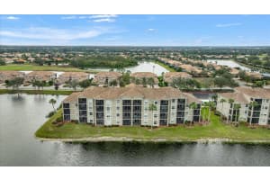 7911 Grand Estuary Trl #106, BRADENTON