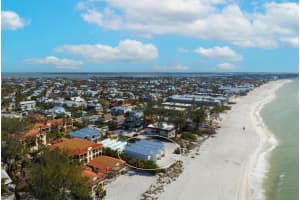 100 73RD STREET, HOLMES BEACH, FL 34217 Sold 03/21/25