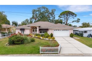 407 68TH AVENUE DRIVE, BRADENTON, FL 34207 Sold 03/14/25