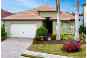 184 MARAVIYA BOULEVARD, NOKOMIS, FL 34275 Sold 05/02/25