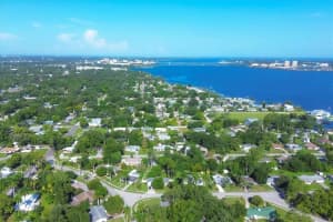 104 24TH STREET, BRADENTON, FL 34208 - MLS#MFRA4635509