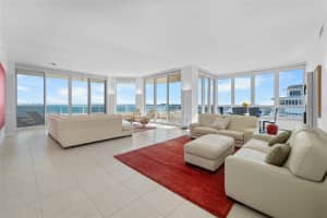 3030 GRAND BAY BOULEVARD, LONGBOAT KEY, FL 34228 Sold 02/28/25