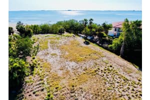 6649 RENSSALAER DRIVE, BRADENTON, FL 34207 - MLS#MFRA4635569