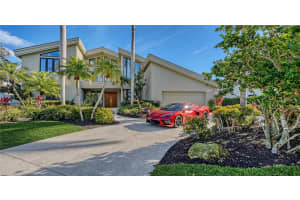 1560 HARBOR SOUND DRIVE, LONGBOAT KEY, FL 34228 Sold 05/19/25