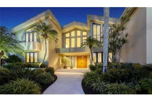 1560 HARBOR SOUND DRIVE, LONGBOAT KEY, FL 34228 Sold 05/19/25