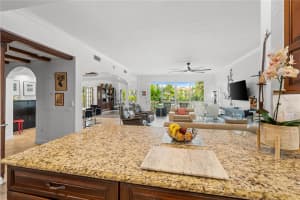 866 HUDSON AVENUE, SARASOTA, FL 34236 - MLS#MFRA4635684