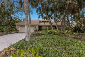 1225 VIEW DRIVE, SARASOTA, FL 34242 Sold 03/26/25