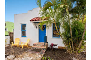 202 27TH STREET, BRADENTON, FL 34205 Sold 04/04/25