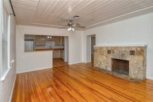 1320 COCOANUT AVENUE, SARASOTA, FL 34236 Sold 03/16/25