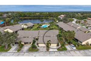 5911 DORAL DRIVE, SARASOTA, FL 34243 Sold 04/22/25