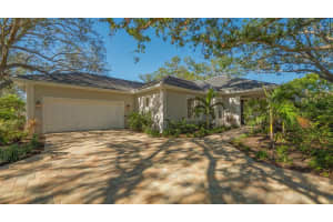 32 BAYHEAD LANE, OSPREY, FL 34229 Sold 04/29/25