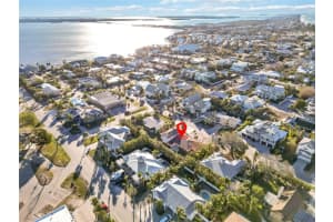 128 51ST STREET, HOLMES BEACH, FL 34217 Sold 03/06/25