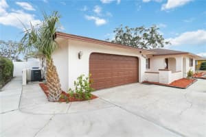 320 WHITFIELD AVENUE, SARASOTA, FL 34243 Sold 04/09/25