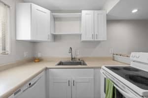 4001 BENEVA ROAD, SARASOTA, FL 34233 - MLS#MFRA4635888