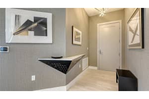 111 PINEAPPLE AVENUE, SARASOTA, FL 34236 Sold 05/29/25