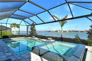 8052 GRANDE SHORES DRIVE, SARASOTA, FL 34240 - MLS#MFRA4635931