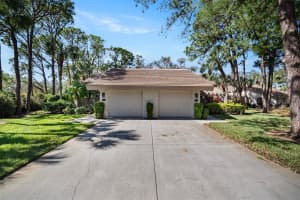 3105 SANDLEHEATH #1, SARASOTA, FL 34235 Sold 04/14/25