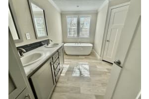 18928 242ND STREET, OKEECHOBEE, FL 34972 Sold 04/23/25