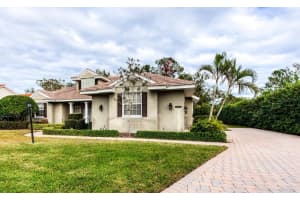 4841 EDGEMONT COURT, SARASOTA, FL 34233 Sold 03/12/25