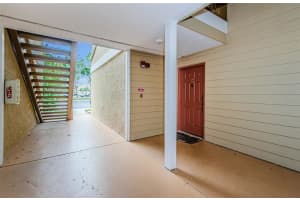 9481 HIGHLAND OAK DRIVE, TAMPA, FL 33647 Sold 07/09/25
