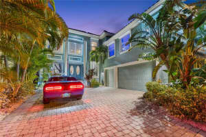 1215 ACAPPELLA LANE, APOLLO BEACH, FL 33572 - MLS#MFRA4636167