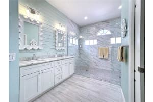 7011 74TH STREET CIRCLE, BRADENTON, FL 34203 Sold 03/18/25