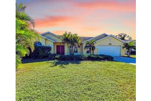 4581 DOVER STREET CIRCLE, BRADENTON, FL 34203 Sold 06/24/25