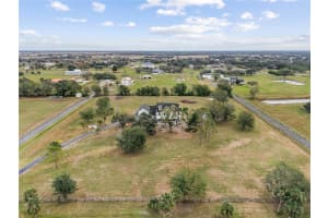 639 OAKFORD ROAD, SARASOTA, FL 34240 - MLS#MFRA4636271