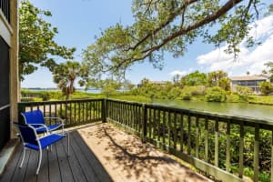 1519 PELICAN POINT DRIVE, SARASOTA, FL 34231 Sold 03/31/25