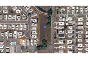 5407 Dean Dairy Rd Zephyrhills, FL 33541 - Off Market