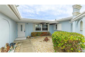 517 71ST STREET, HOLMES BEACH, FL 34217 Sold 02/07/25