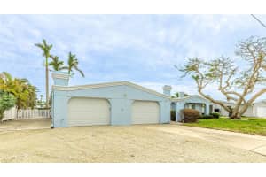 517 71ST STREET, HOLMES BEACH, FL 34217 Sold 02/07/25