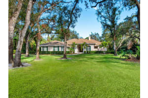 5544 ASHLEY PARKWAY, SARASOTA, FL 34241 Sold 02/24/25