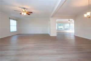 7213 LAS CASAS DRIVE, SARASOTA, FL 34243 - MLS#MFRA4636494