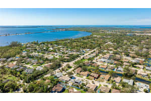 919 82ND STREET, BRADENTON, FL 34209 Sold 04/15/25