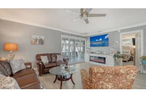 205 OAK HILL DRIVE, SARASOTA, FL 34232 - MLS#MFRA4636643