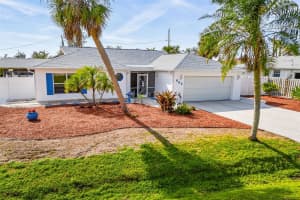 605 COCONUT CRESCENT, NOKOMIS, FL 34275 Sold 03/20/25