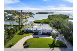 7056 HAWKS HARBOR CIRCLE, BRADENTON, FL 34207 - MLS#MFRA4636731